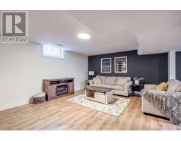 706 BENNETT CRESCENT - 34