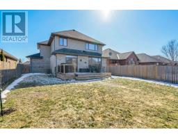 706 BENNETT CRESCENT - 42
