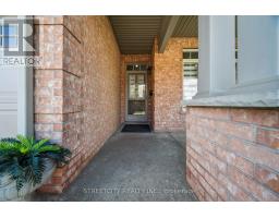 211 - 2025 MEADOWGATE BOULEVARD S - 41