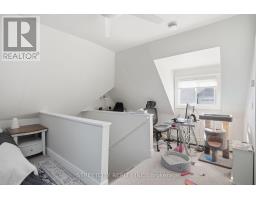 82 WELLINGTON STREET - 27