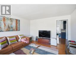 82 WELLINGTON STREET - 29