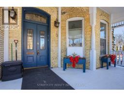 82 WELLINGTON STREET - 4