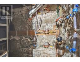 82 WELLINGTON STREET - 48