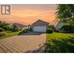 257 FENNEL STREET - 3