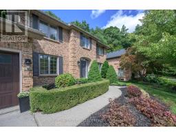 22 MAPLETON PLACE - 2