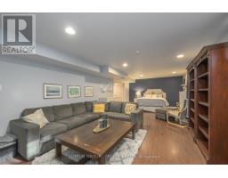 22 MAPLETON PLACE - 32