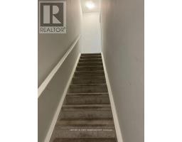 49 - 990 DEVERON CRESCENT - 5