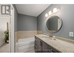 1708 - 330 RIDOUT STREET N - 24