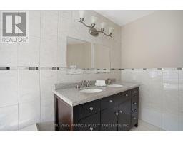 532 ROSECLIFFE TERRACE - 25