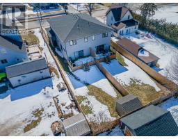 176 KING STREET - 43