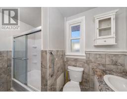 150 COLLEGE AVENUE N - 17