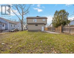 150 COLLEGE AVENUE N - 18