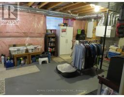 69 - 1061 EAGLETRACE DRIVE - 13