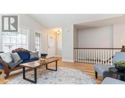 98 HAGERMAN CRESCENT - 5