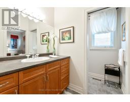 979 APRICOT PLACE - 33