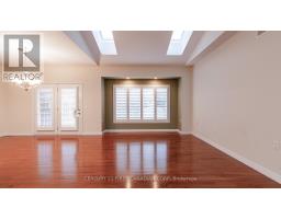 3 - 2295 KAINS ROAD - 24