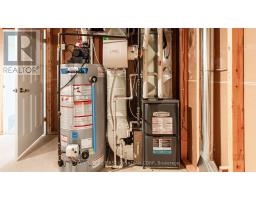 3 - 2295 KAINS ROAD - 42