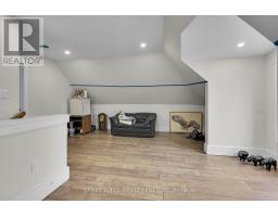 7 MYRTLE STREET - 29