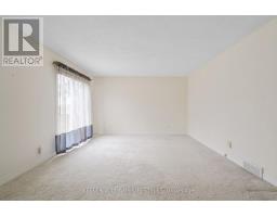 345 EVERGLADE CRESCENT - 8