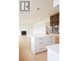 60 BAYSHORE DRIVE - 13