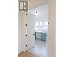 60 BAYSHORE DRIVE - 25