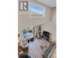 4 - 214 SNYDER S ROAD E - 20