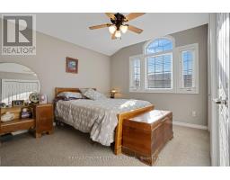 4 - 214 SNYDER S ROAD E - 25