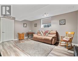 4 - 214 SNYDER S ROAD E - 37