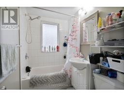 321 SPRUCE STREET - 23