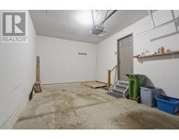 10 - 20 WINDEMERE PLACE - 25