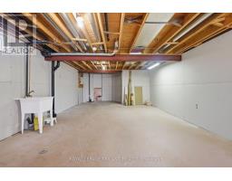 10 - 20 WINDEMERE PLACE - 29