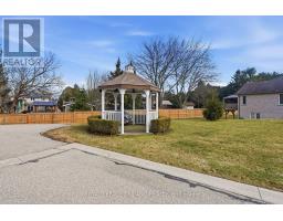 10 - 20 WINDEMERE PLACE - 37