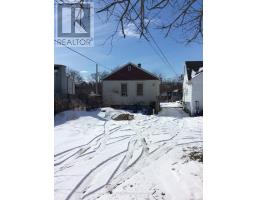 72 LYMAN STREET - 12