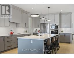 56 OPTIMIST DRIVE - 16