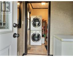 72167 BABYLON LINE - 24