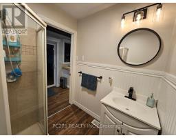 112 ESSEX STREET - 15