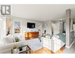 696 FIELDGATE CIRCLE - 12