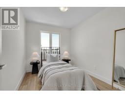 66 - 1595 CAPRI CRESCENT - 44