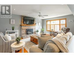 62 NANETTE DRIVE - 10