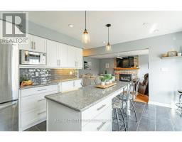 62 NANETTE DRIVE - 15