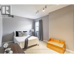 62 NANETTE DRIVE - 25