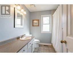 62 NANETTE DRIVE - 27