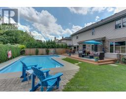 62 NANETTE DRIVE - 41