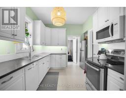 317 SIMCOE STREET - 19