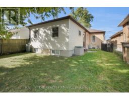 317 SIMCOE STREET - 43