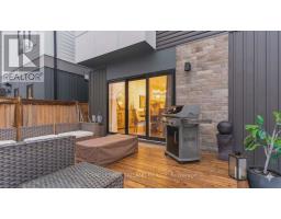 9 - 1195 RIVERSIDE DRIVE - 21