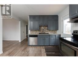 1877 ROYAL CRESCENT - 11