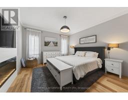 1246 THORNLEY STREET - 22