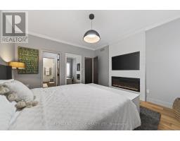 1246 THORNLEY STREET - 23