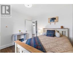 1287 YORK STREET - 22